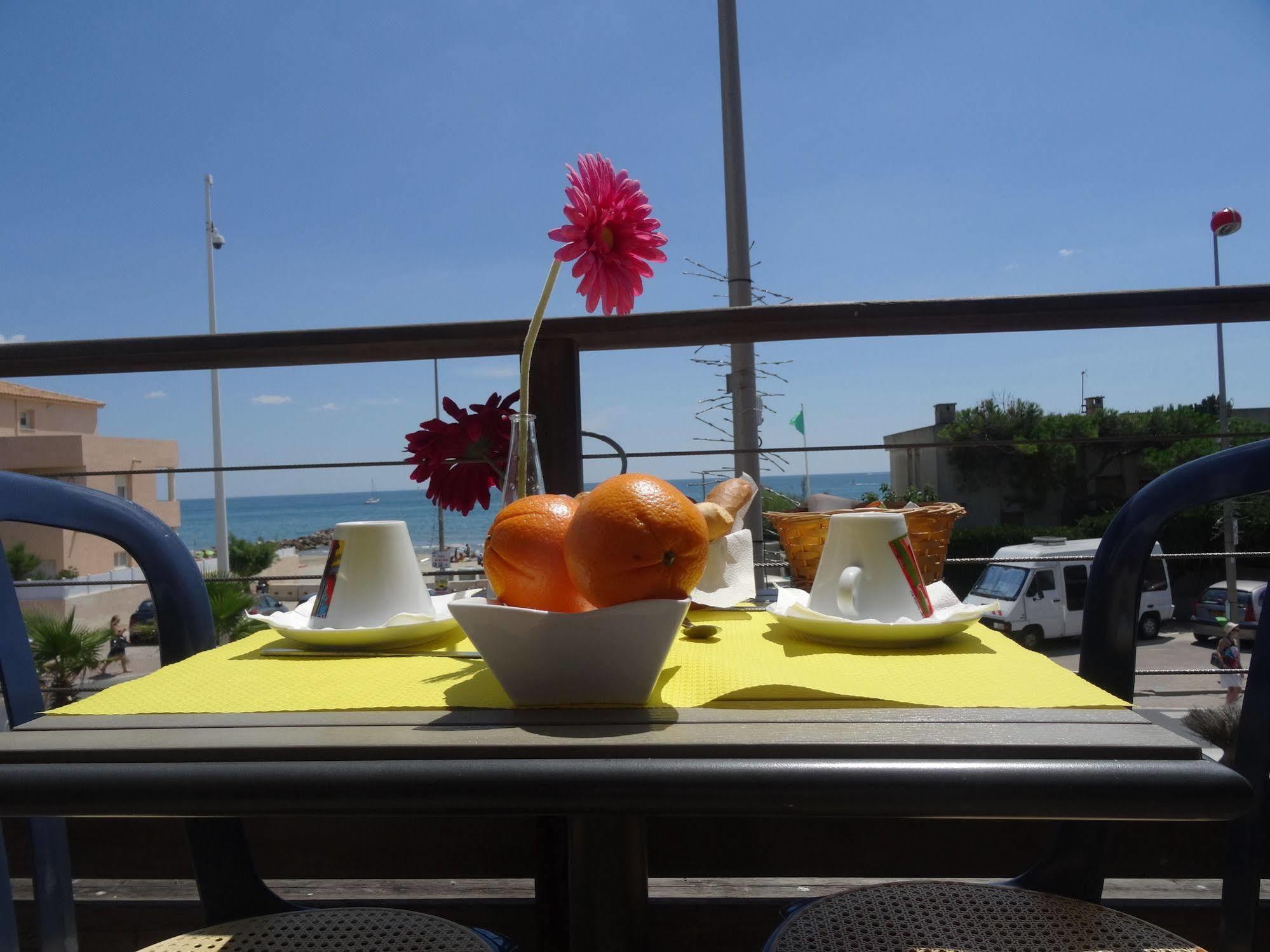 Le Grand Large Bord De Mer Hotel & Appartements Palavas-les-Flots Exterior photo